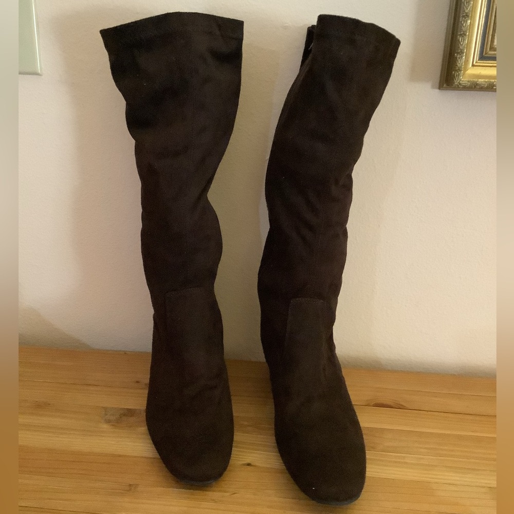 George Chocolate Brown Tan Suede Women's Tall Boots Size 10